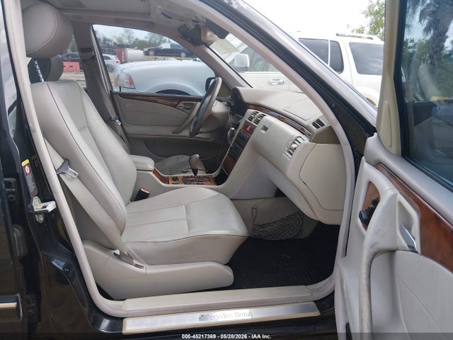 45217369 :رقم المزاد ، WDBJF70J71X060143 vin ، 2001 Mercedes-benz E 430 مزاد بيع
