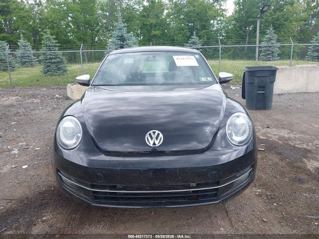 45217373 :رقم المزاد ، 3VW4A7AT7DM656308 vin ، 2013 Volkswagen Beetle 2.0t Fender Edition مزاد بيع
