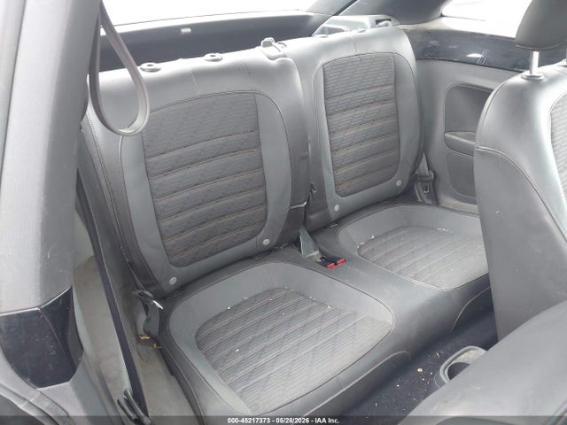 45217373 :رقم المزاد ، 3VW4A7AT7DM656308 vin ، 2013 Volkswagen Beetle 2.0t Fender Edition مزاد بيع