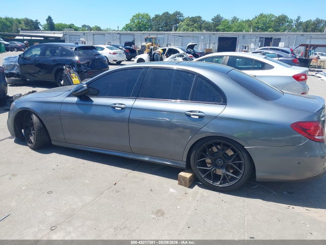 45217381 :رقم المزاد ، WDDZF6EB2JA486797 vin ، 2018 Mercedes-benz Amg E 43 4matic مزاد بيع