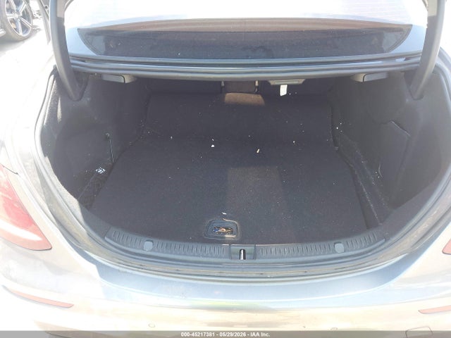 45217381 :رقم المزاد ، WDDZF6EB2JA486797 vin ، 2018 Mercedes-benz Amg E 43 4matic مزاد بيع