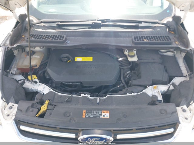 45217450 :رقم المزاد ، 1FMCU0JX0FUB78145 vin ، 2015 Ford Escape Titanium مزاد بيع