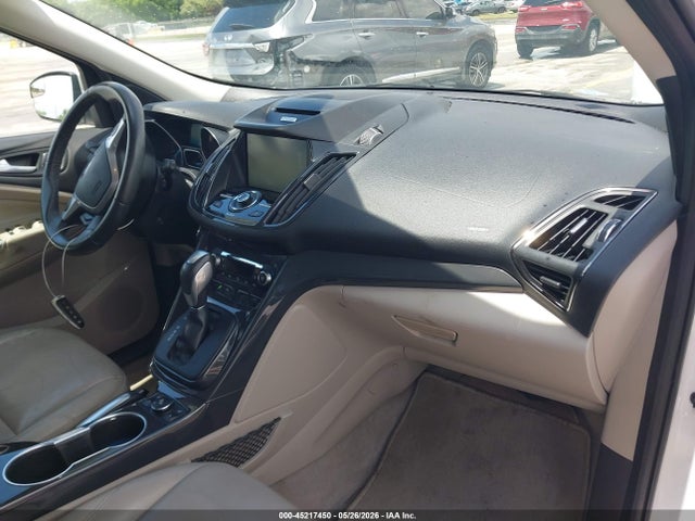 45217450 :رقم المزاد ، 1FMCU0JX0FUB78145 vin ، 2015 Ford Escape Titanium مزاد بيع