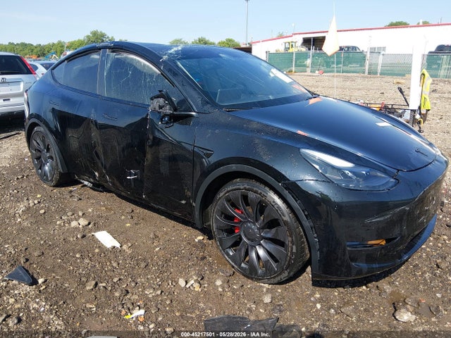 45217501 :رقم المزاد ، 7SAYGDEF6NF533906 vin ، 2022 Tesla Model Y Performance Dual Motor All-wheel Drive مزاد بيع