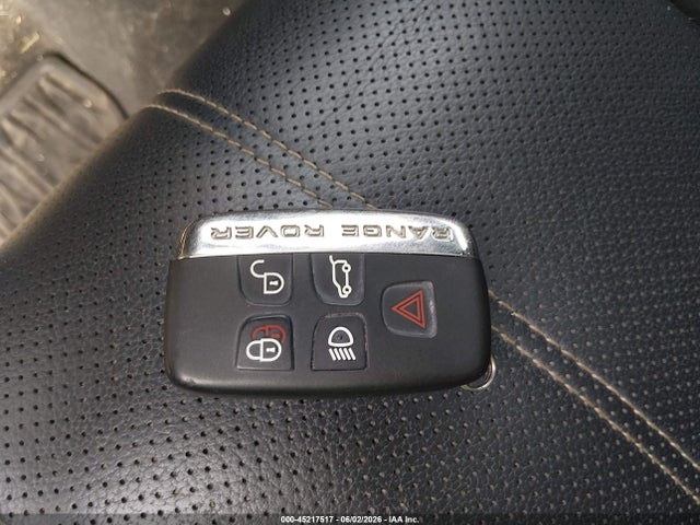 SALYB2EX8KA785257 Land Rover Range Rover Velar P250 S