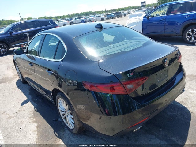 Продажа на аукционе авто 2021 Alfa Romeo Giulia Awd, vin: ZARFANAN1M7646360, номер лота: 45217561