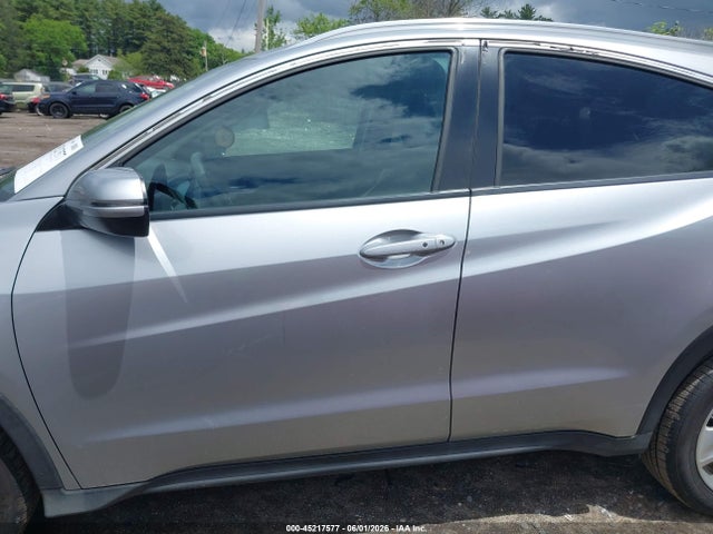 3CZRU6H58KM713821 Honda HR-V EX