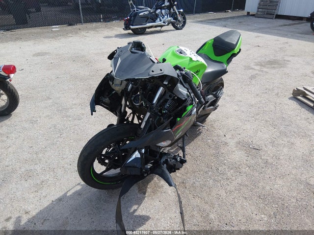 Auction sale of the 2022 Kawasaki Ex400, vin: JKAEXKG18NDAH8112, lot number: 45217607