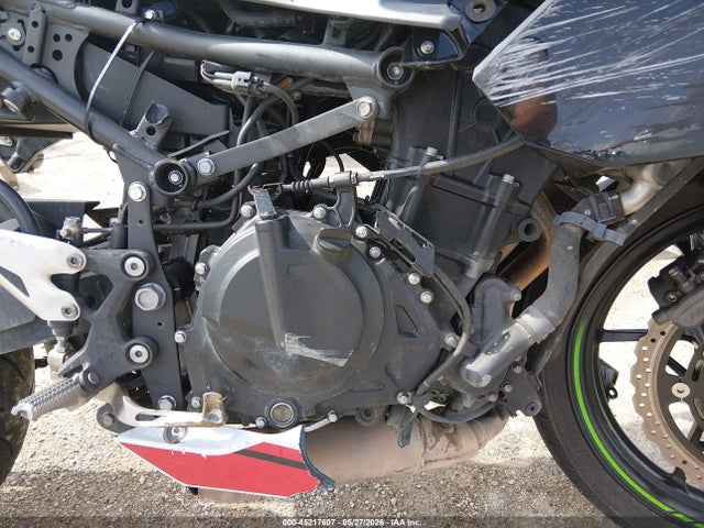 Auction sale of the 2022 Kawasaki Ex400, vin: JKAEXKG18NDAH8112, lot number: 45217607