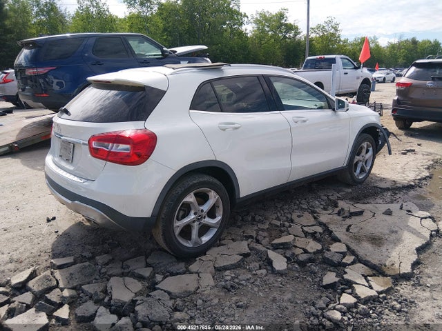 45217635 :رقم المزاد ، WDCTG4EB4JJ423843 vin ، 2018 Mercedes-benz Gla 250 مزاد بيع