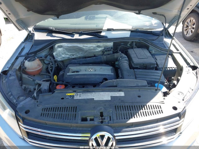 WVGAV3AX8EW525388 Volkswagen TIGUAN S