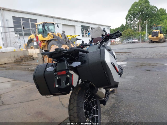 Продаж на аукціоні авто 2025 Bmw R 1300 Gs, vin: WB10M2309S6K93468, номер лоту: 45217677