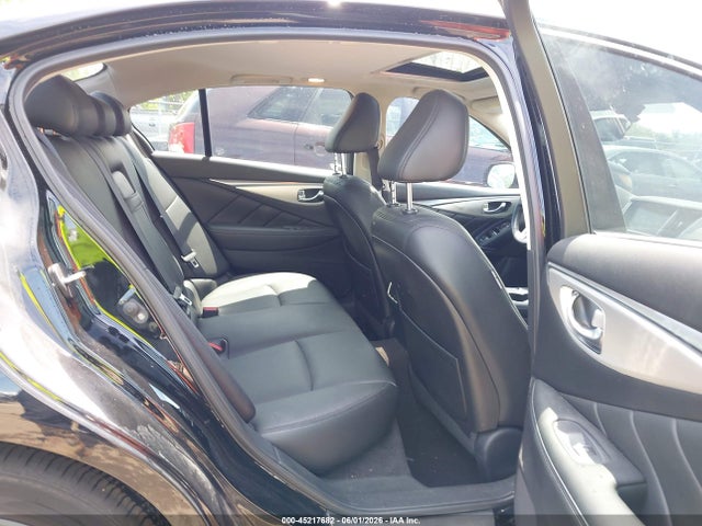 Продажа на аукционе авто 2019 Infiniti Q50 3.0t Luxe, vin: JN1EV7AR0KM590194, номер лота: 45217682