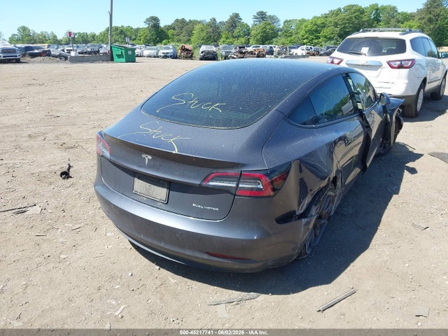 Tesla Model 3 Long Range 2021 5YJ3E1EB5MF979195 Image 4