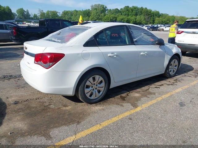 Продажа на аукционе авто 2016 Chevrolet Cruze Limited Ls Auto, vin: 1G1PC5SH7G7186295, номер лота: 45217742