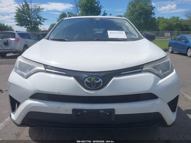 Продаж на аукціоні авто 2017 Toyota Rav4 Le, vin: JTMBFREV5HJ130992, номер лоту: 45217763