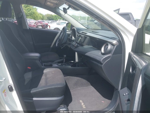 Продаж на аукціоні авто 2017 Toyota Rav4 Le, vin: JTMBFREV5HJ130992, номер лоту: 45217763