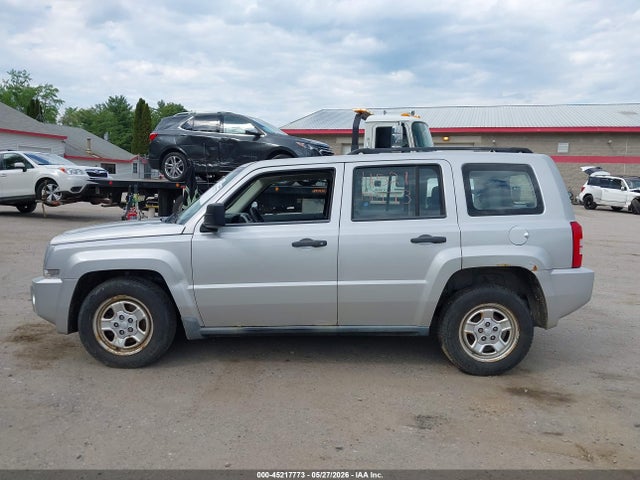 Продажа на аукционе авто 2008 Jeep Patriot Sport, vin: 1J8FT28028D551688, номер лота: 45217773