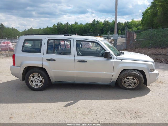 Продажа на аукционе авто 2008 Jeep Patriot Sport, vin: 1J8FT28028D551688, номер лота: 45217773