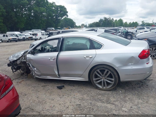Aukcja sprzedaży 2016 Volkswagen Passat 1.8t R-line, vin: 1VWAT7A38GC067190, numer aukcji: 45217799
