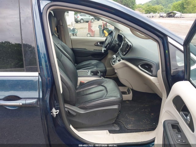 Продажа на аукционе авто 2021 Chrysler Pacifica Touring L, vin: 2C4RC1BG7MR565677, номер лота: 45217832