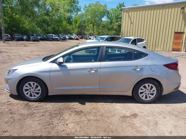Hyundai ELANTRA SE 2020 5NPD74LF8LH602088 Image 17