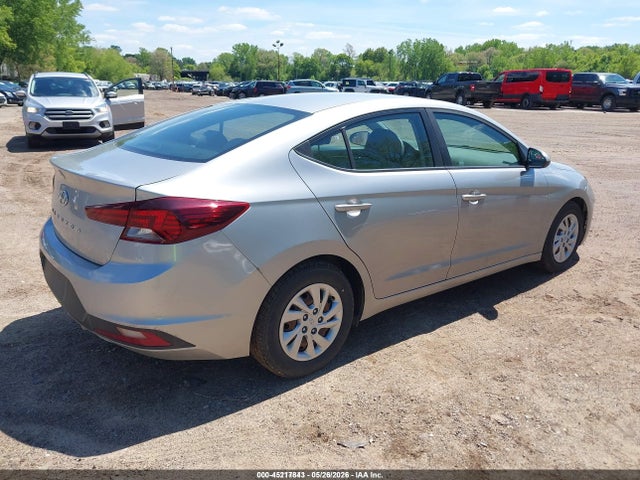 Hyundai ELANTRA SE 2020 5NPD74LF8LH602088 Image 4