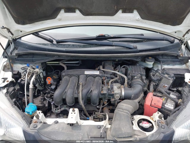 45217863 :رقم المزاد ، 3HGGK5H53FM743989 vin ، 2015 Honda Fit Lx مزاد بيع