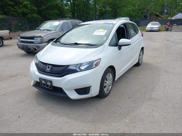 45217863 :رقم المزاد ، 3HGGK5H53FM743989 vin ، 2015 Honda Fit Lx مزاد بيع