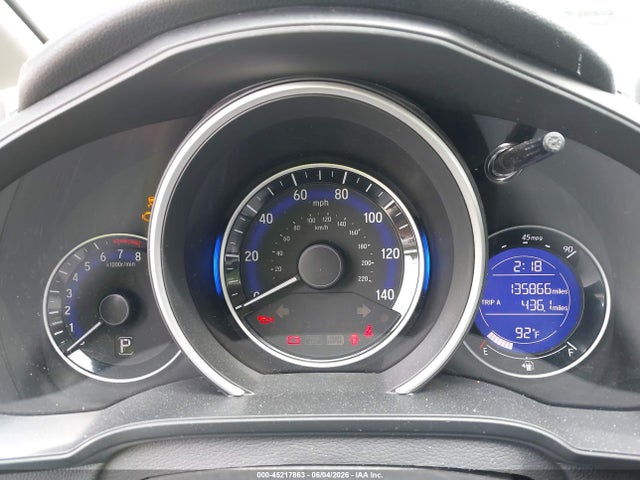 45217863 :رقم المزاد ، 3HGGK5H53FM743989 vin ، 2015 Honda Fit Lx مزاد بيع