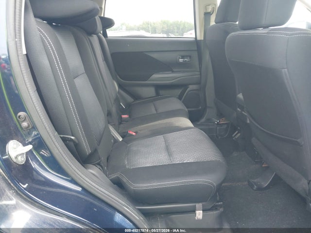 Продажа на аукционе авто 2017 Mitsubishi Outlander Es, vin: JA4AD2A31HZ012382, номер лота: 45217874
