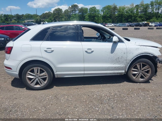 2016 Audi Q3 2.0t Premium Plus მანქანა იყიდება აუქციონზე, vin: WA1EFCFS1GR008736, აუქციონის ნომერი: 45217906