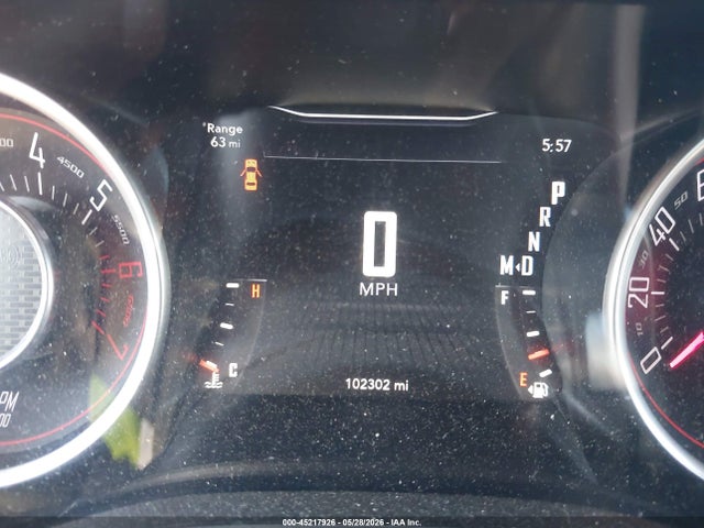 45217926 :رقم المزاد ، 2C3CDZAT9FH885189 vin ، 2015 Dodge Challenger R/t Shaker مزاد بيع
