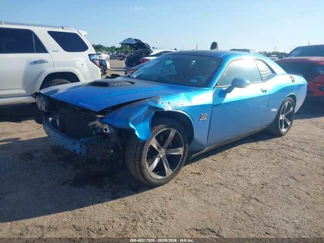 45217926 :رقم المزاد ، 2C3CDZAT9FH885189 vin ، 2015 Dodge Challenger R/t Shaker مزاد بيع