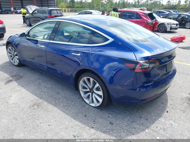 2020 Tesla Model 3 Long Range Dual Motor All-wheel Drive მანქანა იყიდება აუქციონზე, vin: 5YJ3E1EBXLF648028, აუქციონის ნომერი: 45217933