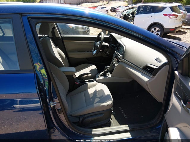 2020 Hyundai Elantra Se მანქანა იყიდება აუქციონზე, vin: 5NPD74LF7LH609792, აუქციონის ნომერი: 45217948