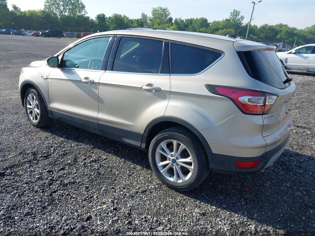 Продаж на аукціоні авто 2017 Ford Escape Se, vin: 1FMCU0GD6HUB05085, номер лоту: 45217951