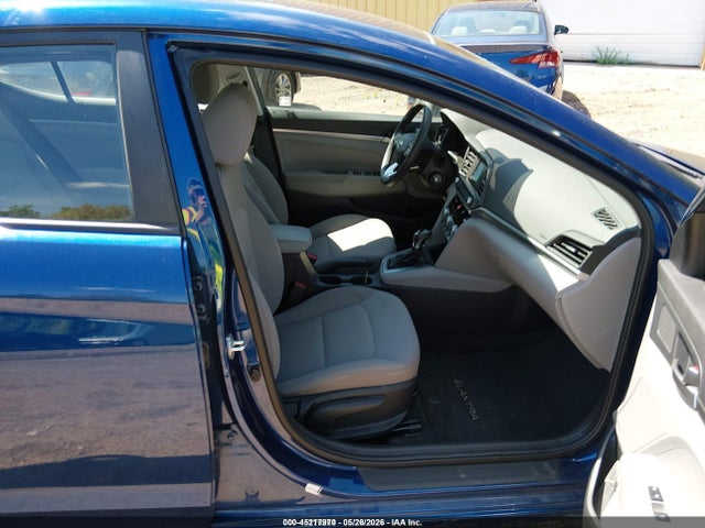 Продажа на аукционе авто 2020 Hyundai Elantra Se, vin: 5NPD74LF2LH610848, номер лота: 45217970