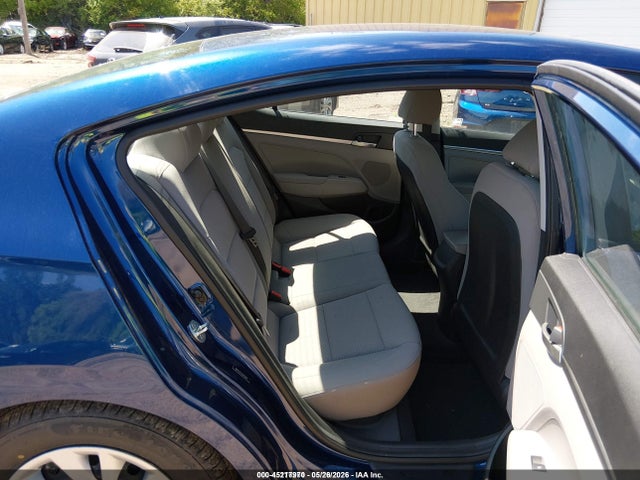 Продажа на аукционе авто 2020 Hyundai Elantra Se, vin: 5NPD74LF2LH610848, номер лота: 45217970