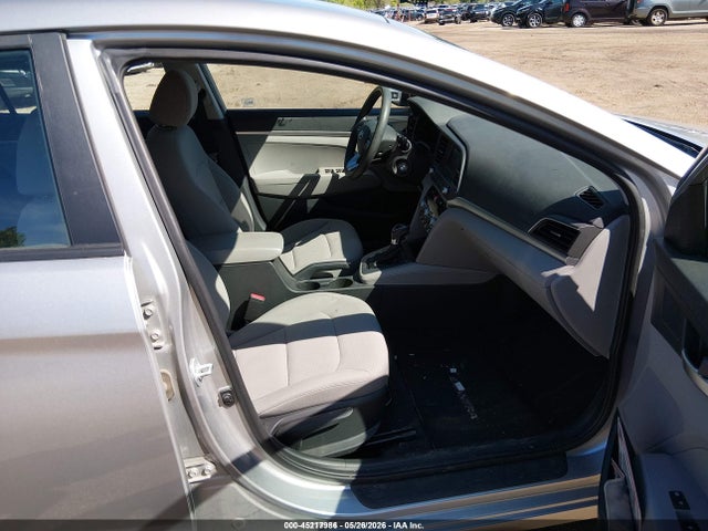 2020 Hyundai Elantra Se მანქანა იყიდება აუქციონზე, vin: 5NPD74LF2LH602247, აუქციონის ნომერი: 45217986