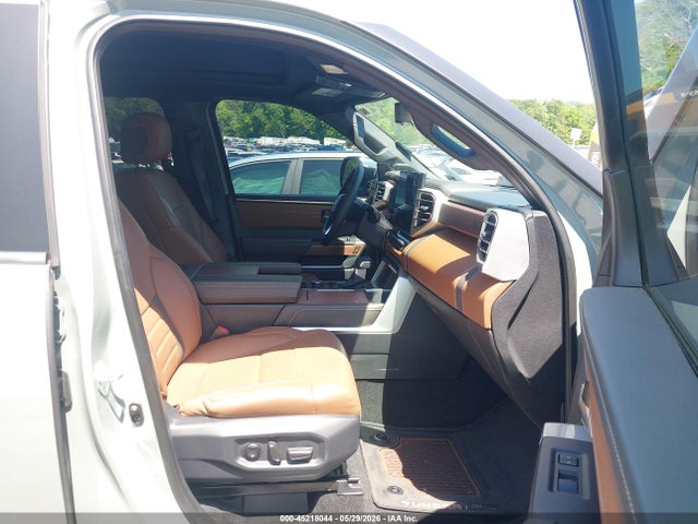Продаж на аукціоні авто 2025 Toyota Tundra Hybrid 1794 Edition Crewmax 5.5' Bed, vin: 5TFMC5DB3SX094435, номер лоту: 45218044