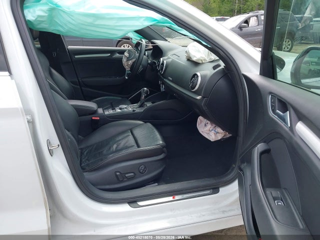 Продажа на аукционе авто 2015 Audi S3 2.0t Premium Plus, vin: WAUBFGFF8F1120415, номер лота: 45218070