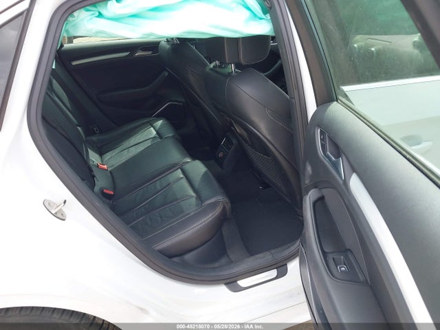Продажа на аукционе авто 2015 Audi S3 2.0t Premium Plus, vin: WAUBFGFF8F1120415, номер лота: 45218070
