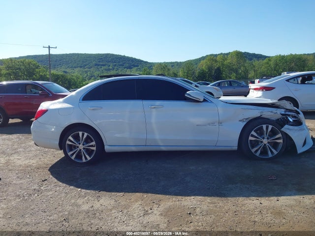 45218097 :رقم المزاد ، 55SWF8EB4KU290196 vin ، 2019 Mercedes-benz C 300 4matic مزاد بيع