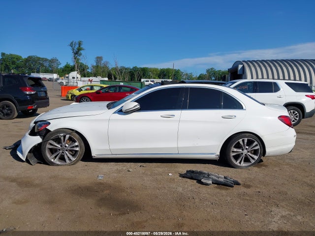 45218097 :رقم المزاد ، 55SWF8EB4KU290196 vin ، 2019 Mercedes-benz C 300 4matic مزاد بيع