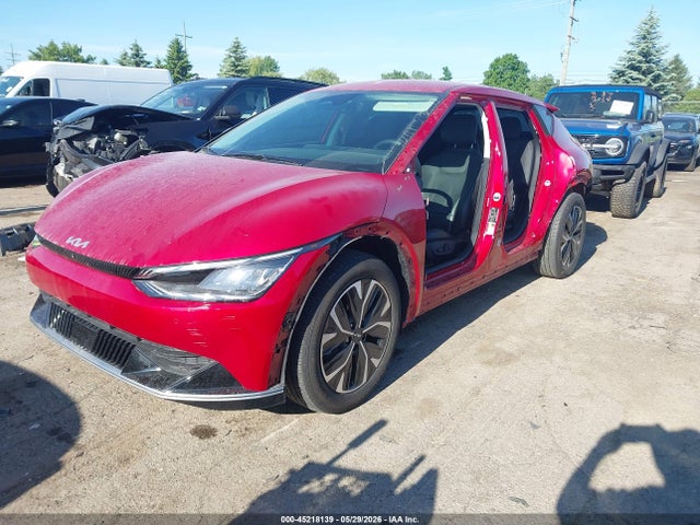 KIA Ev6 Wind 2023 KNDC3DLC2P5139805 Image 2