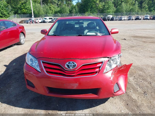 45218143 :رقم المزاد ، 4T4BF3EK6BR139050 vin ، 2011 Toyota Camry Le مزاد بيع