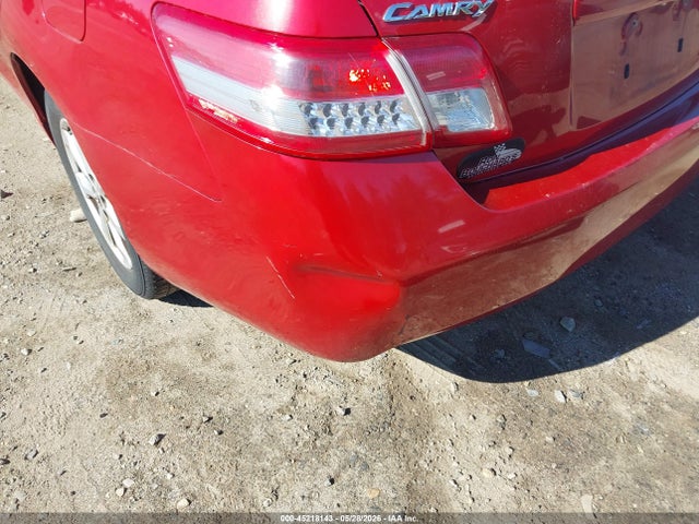 45218143 :رقم المزاد ، 4T4BF3EK6BR139050 vin ، 2011 Toyota Camry Le مزاد بيع