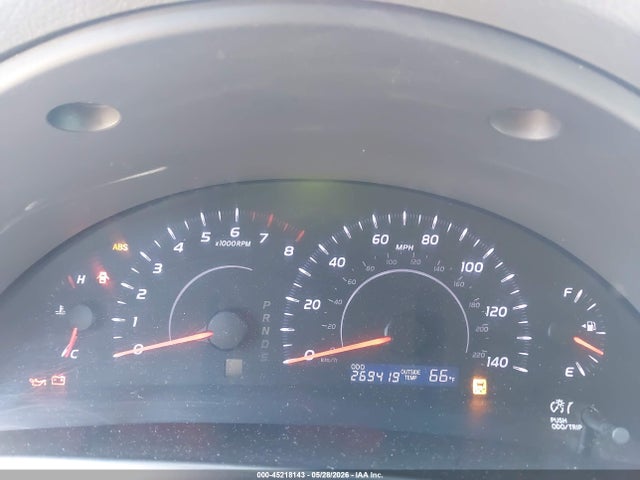 45218143 :رقم المزاد ، 4T4BF3EK6BR139050 vin ، 2011 Toyota Camry Le مزاد بيع