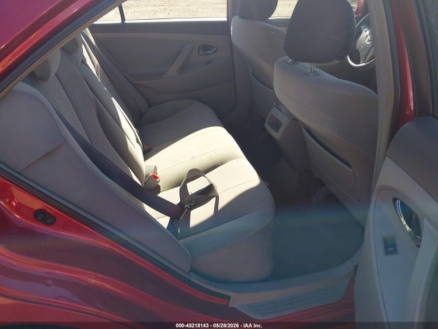 45218143 :رقم المزاد ، 4T4BF3EK6BR139050 vin ، 2011 Toyota Camry Le مزاد بيع